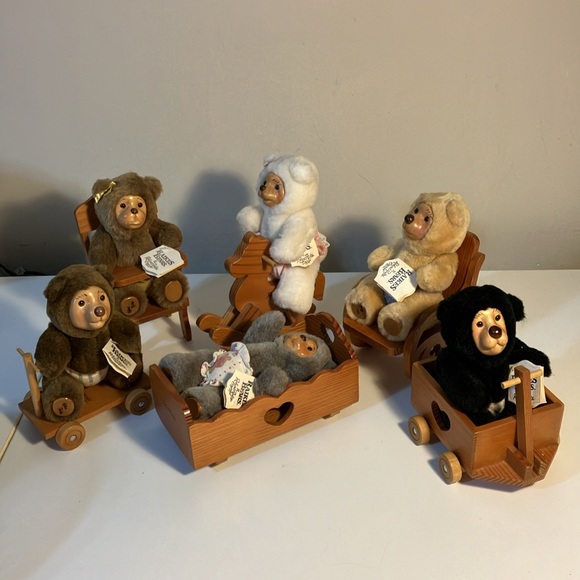Robert Raikes Nursery Collection - Picture 1 of 8
